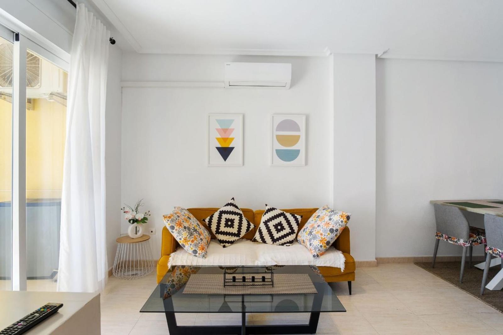 Nice Modern 2 Bed Apartment In Torrievieja Torrevieja Dış mekan fotoğraf