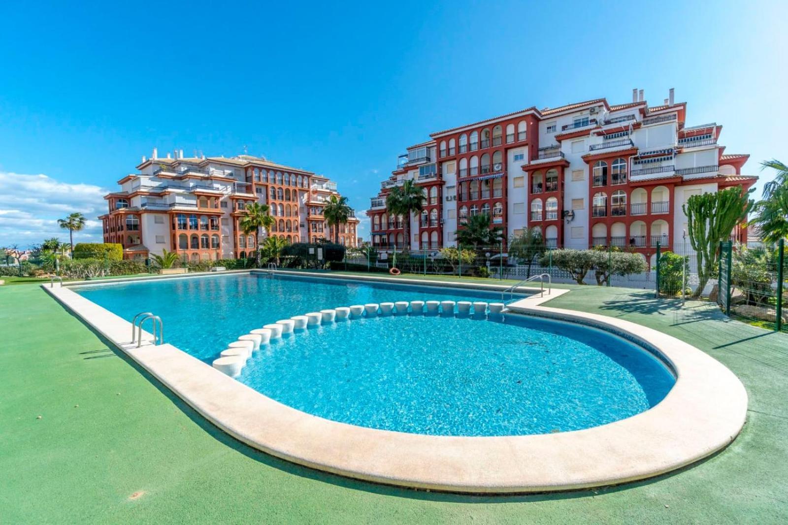 Nice Modern 2 Bed Apartment In Torrievieja Torrevieja Dış mekan fotoğraf